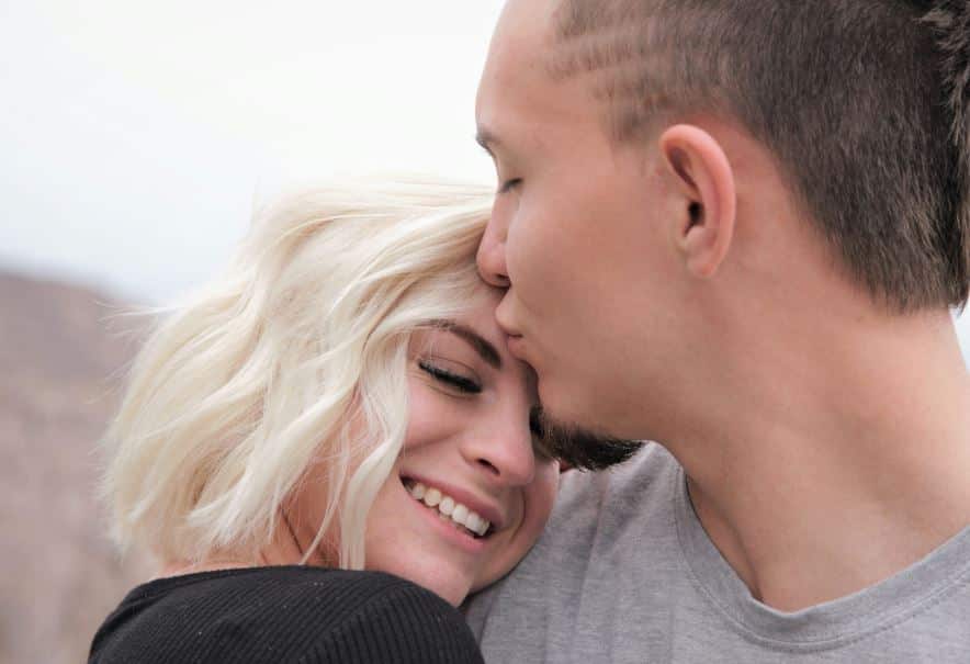 What Full-Body Kissing Reveals About His True Feelings