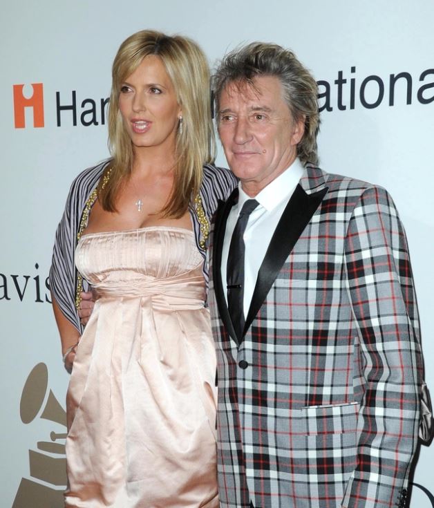 Rod Stewarts surprising update about growing family