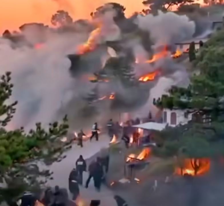 Breaking news, many people were killed and a fire broke out in …