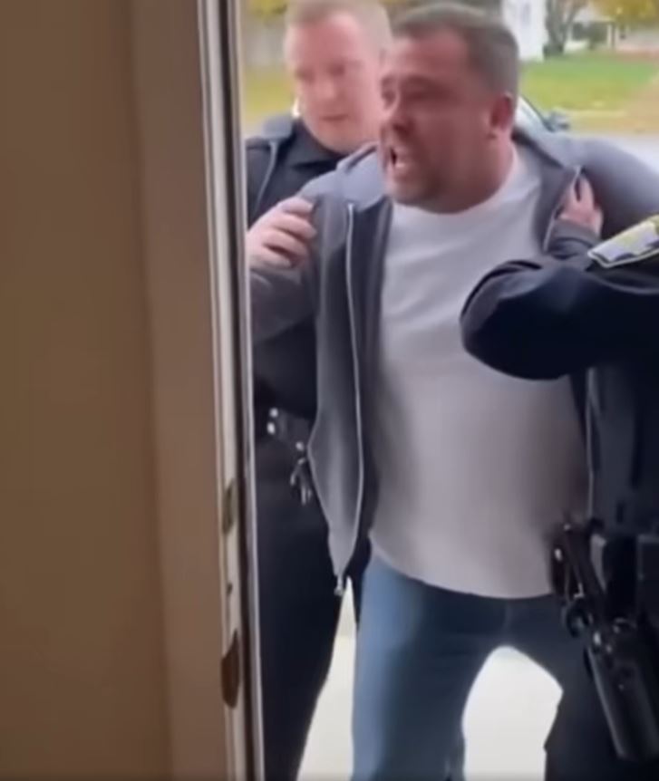 I Helped a Blind Elderly Woman Walk Home — The Next Day, Her Family Came to My House with Police Officers.