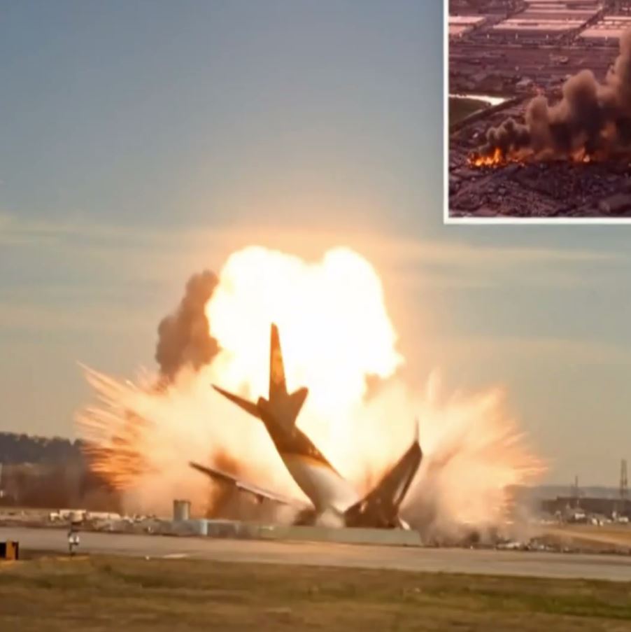 Sh0ck moment Boeing plane engine bursts into flames sparking emergency landing as passenger says ‘I sent goodbye texts’