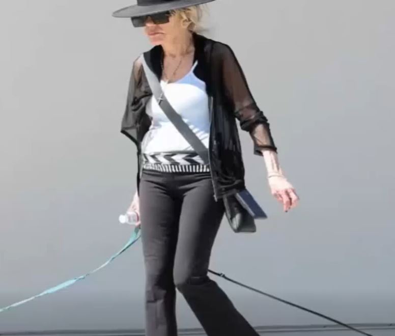 Iconic ’70s Actress Turns Heads After Being Spotted Walking Her Dogs