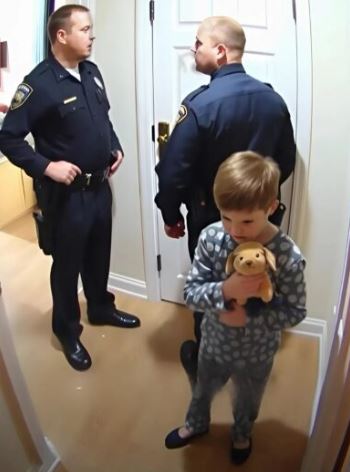 A little boy secretly called 911 because of his parents in the room