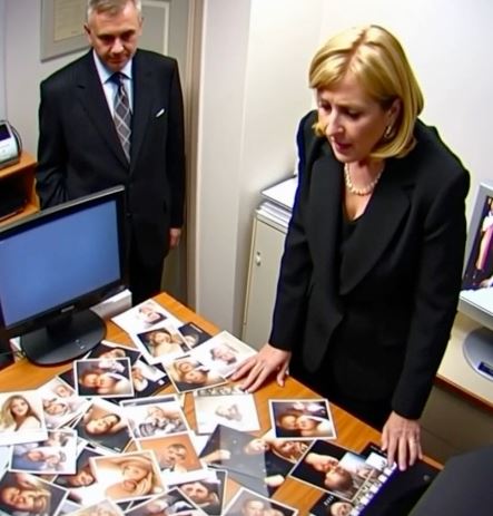 Six months after my son’s wedding, the photographer suddenly called me in the middle of