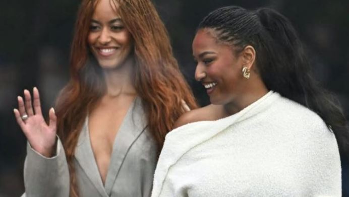 30 Minutes ago in Los Angeles , Malia Obama was confirmed as…