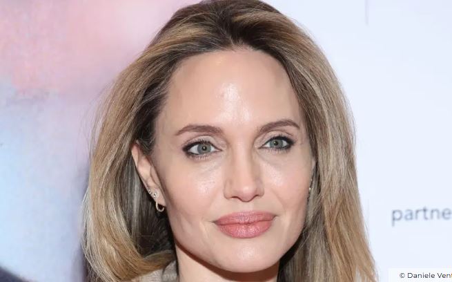 Angelina Jolie is flawless in elegant outfit in latest red carpet appearance